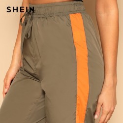 SHEIN verde del ejrcito cordn en la cintura cinta de contraste lateral utilidad pantalones de tipo